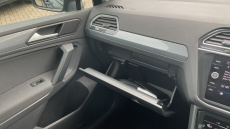Volkswagen Tiguan 2.0 TDI Life 5dr DSG Diesel Estate